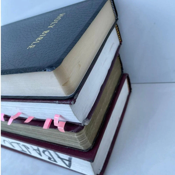 Four Holy Bibles Maroon and Black Sz 9"x6" - Picture 10 of 11